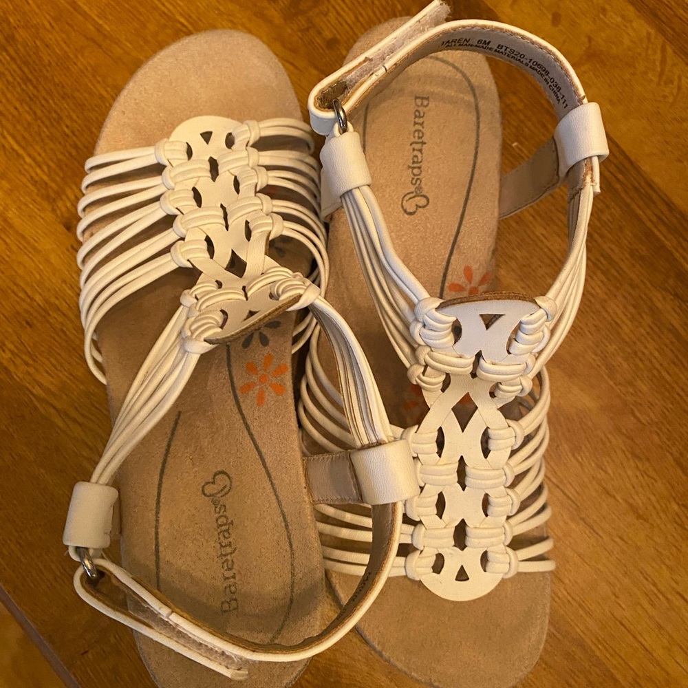 Beautiful white braided wedge sandals.